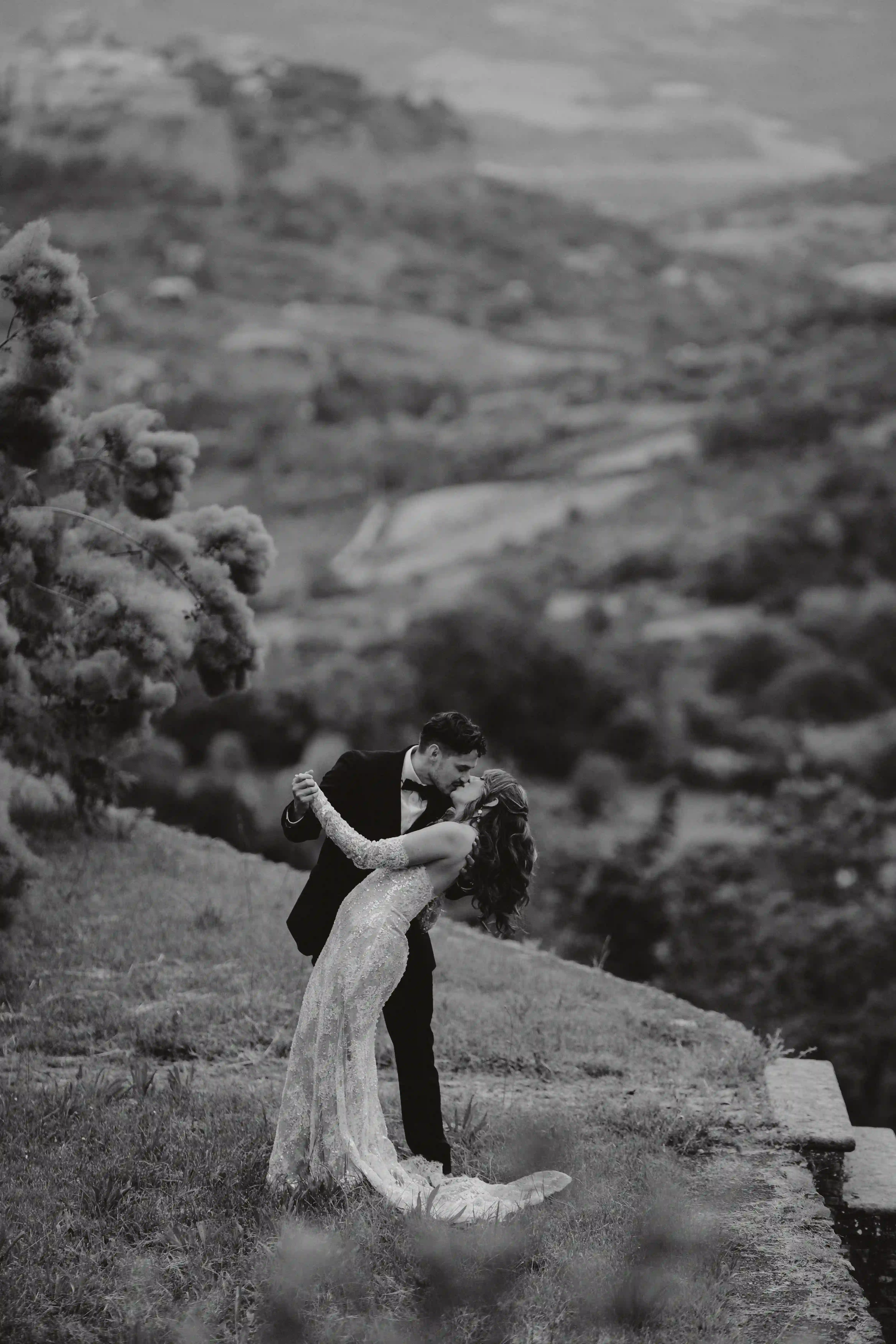 Spontaneous wedding photography in Umbria