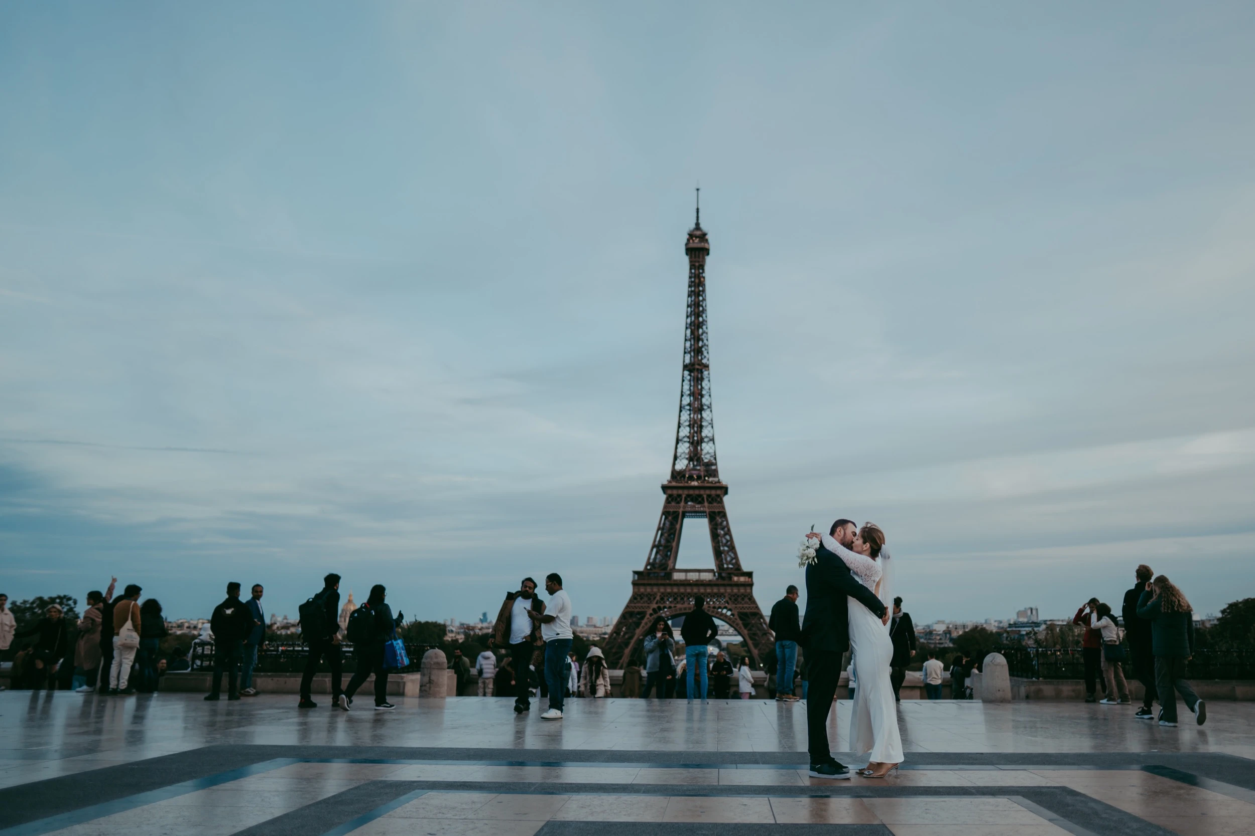 Sidorela e Ndrichim - Elopement a Parigi